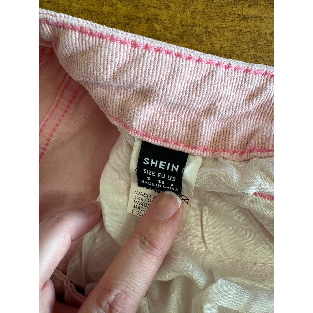 SHEIN Womens Pink High Waisted Frayed Raw Hem Denim Jean Shorts Size S 4 - Picture 3 of 5